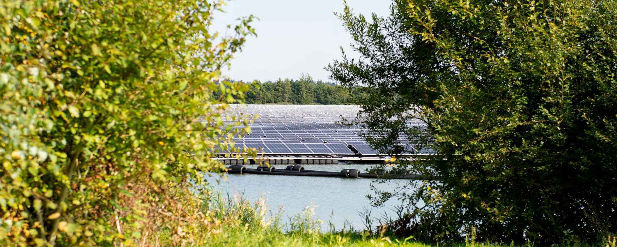 Drijvend zonnepark in het Groningse Sellingen. Foto: GroenLeven