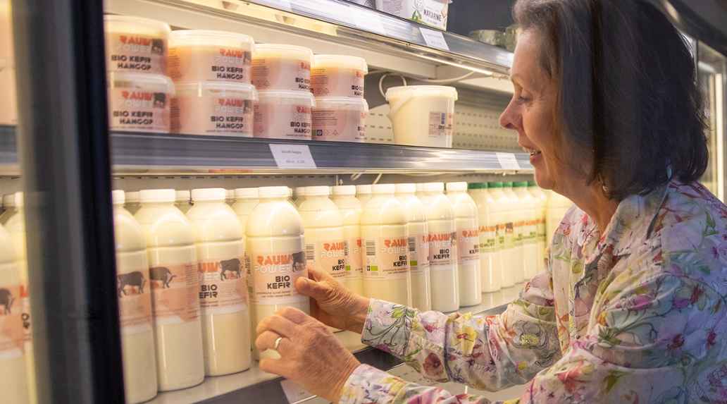 Kefir en kefir hangop van Raw Milk Company