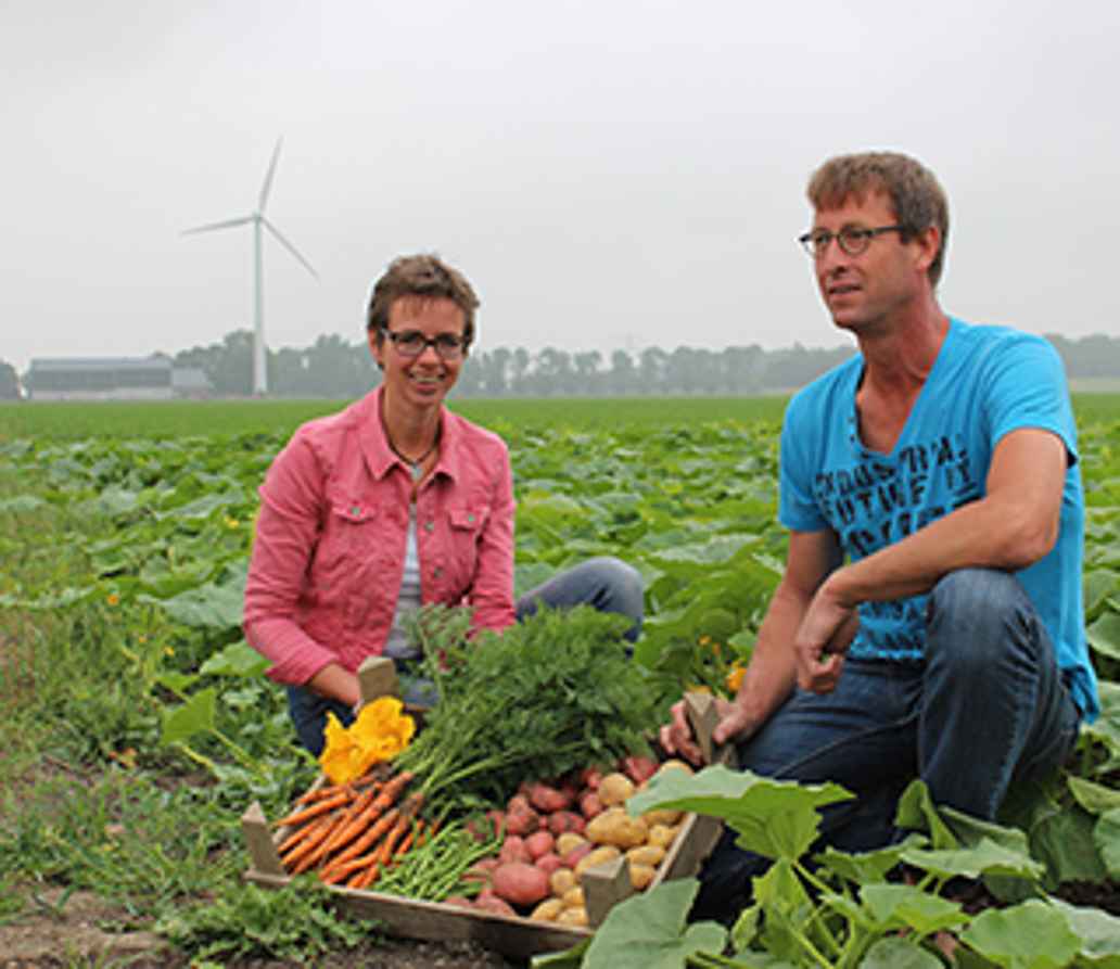 Gerard en Monique voor hun windmolen